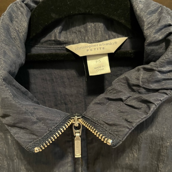 Jacket - Picture 3 of 4